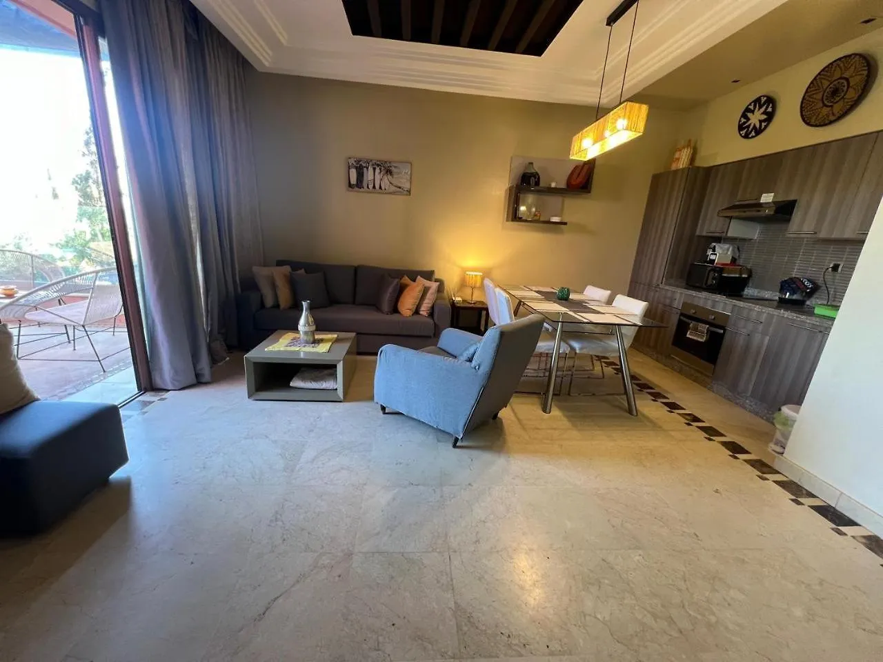 Appartement Avec Solarium Prive Au Vizir Residence Prestigieuse Avec Acces Au Parc Marrakesz Apartament